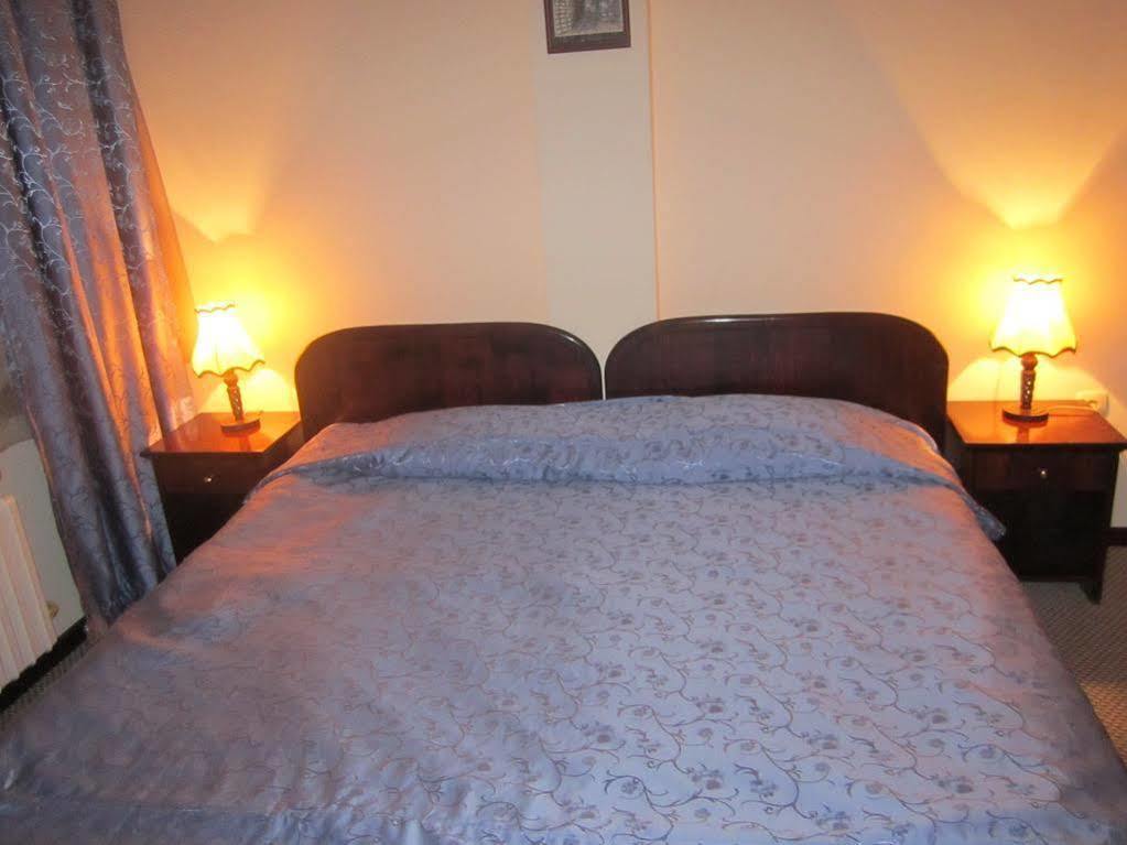 Hotel Ezeroto Stara Zagora Extérieur photo